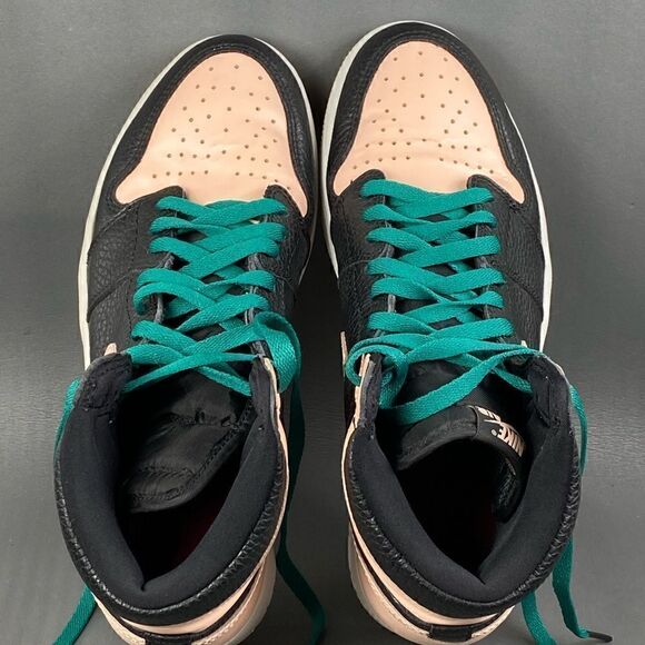 Nike Air Jordan 1 Retro High OG Crimson Tint Sneaker Shoes mens size 10 - Picture 7 of 10